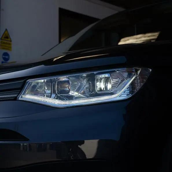 VW Caddy (2021-Current) – Headlights – With Sequential Indicators – LED DRL – RHD – Chrome In stock with Supplier 7 to 14 days