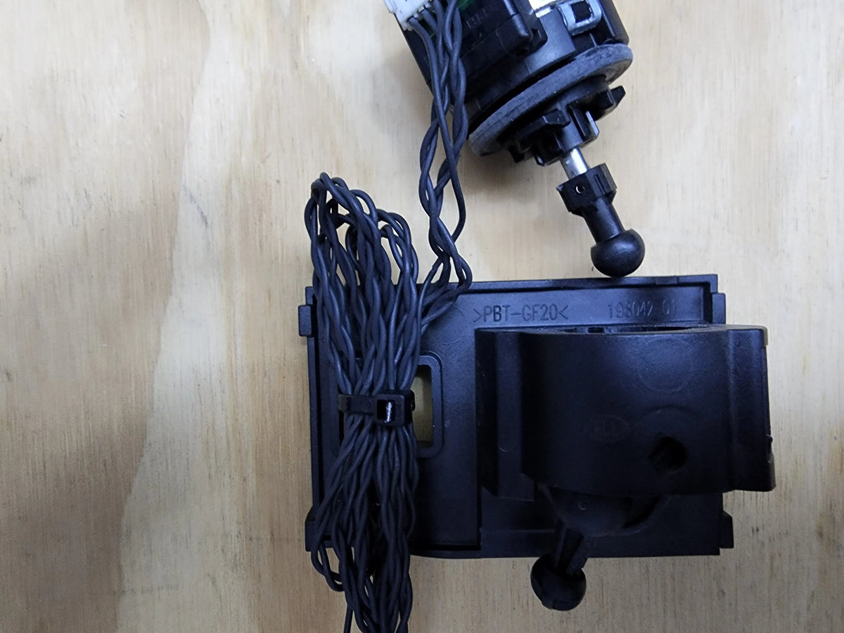 Vollswagen Polo 6r and 6c headlight parts (Used) Retrofitters RSA