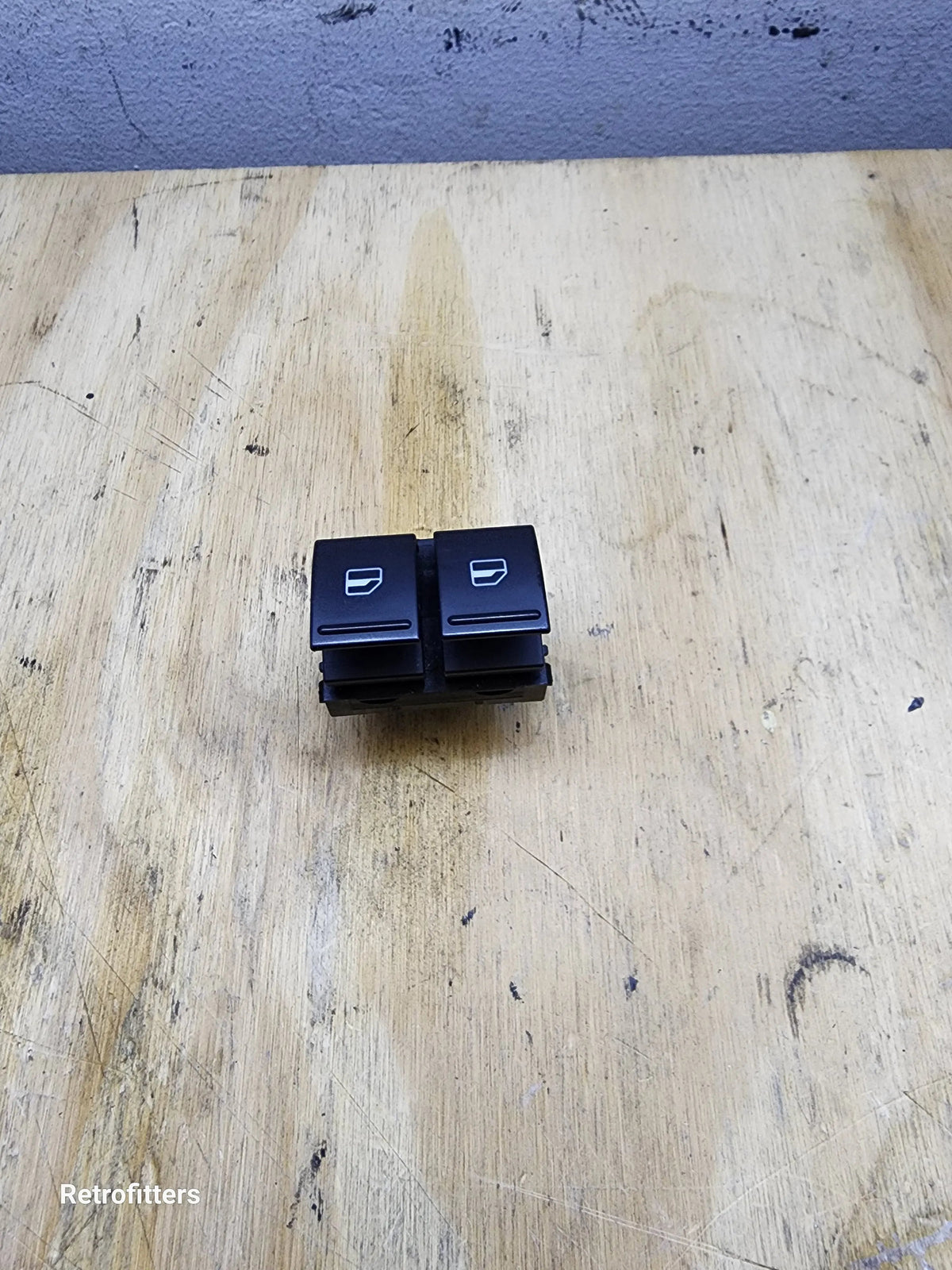 Pre loved (used) Volkswagen Window switches both Retrofitters RSA
