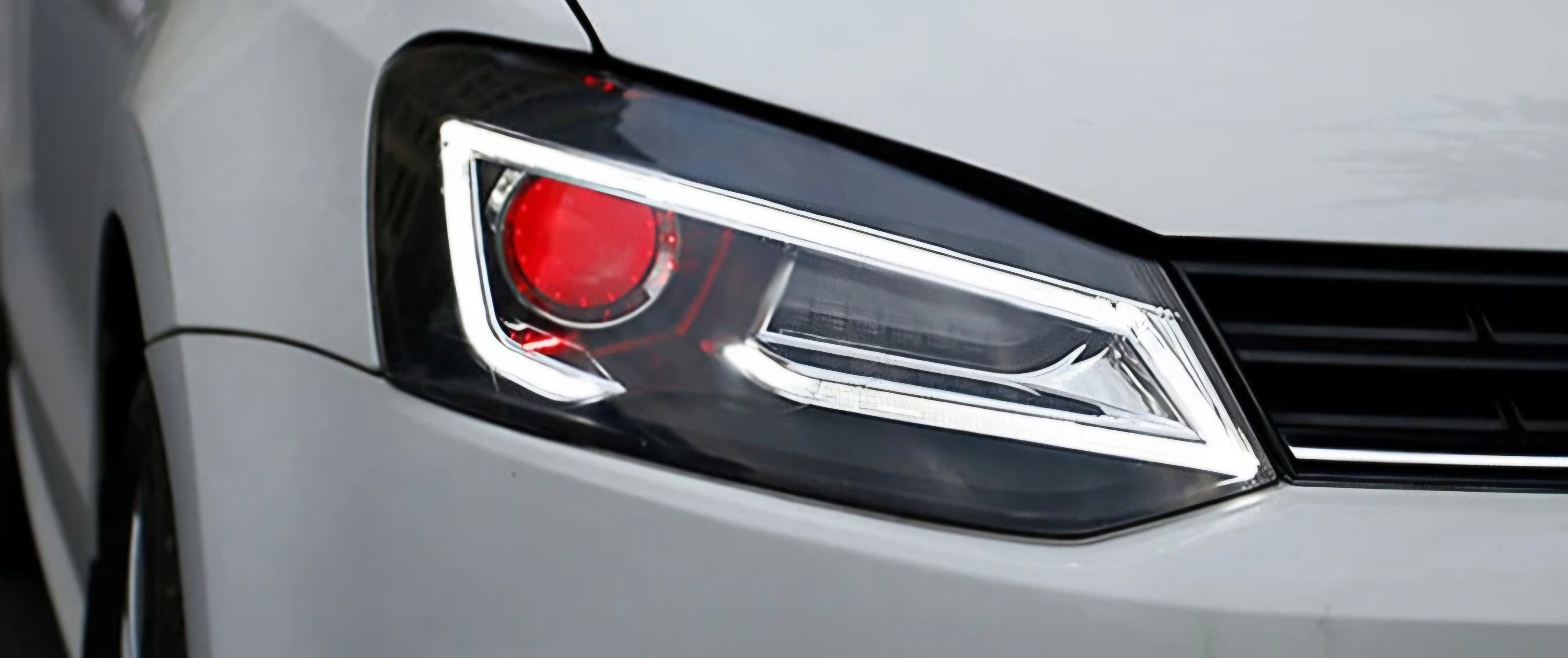 Volkswagen Polo 6R 6c headlights