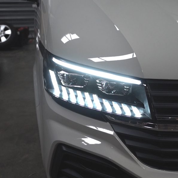 VW Transporter T6.1 – FULL LED Headlights with Audi style Dynamic Indicator and DRL (RHD)