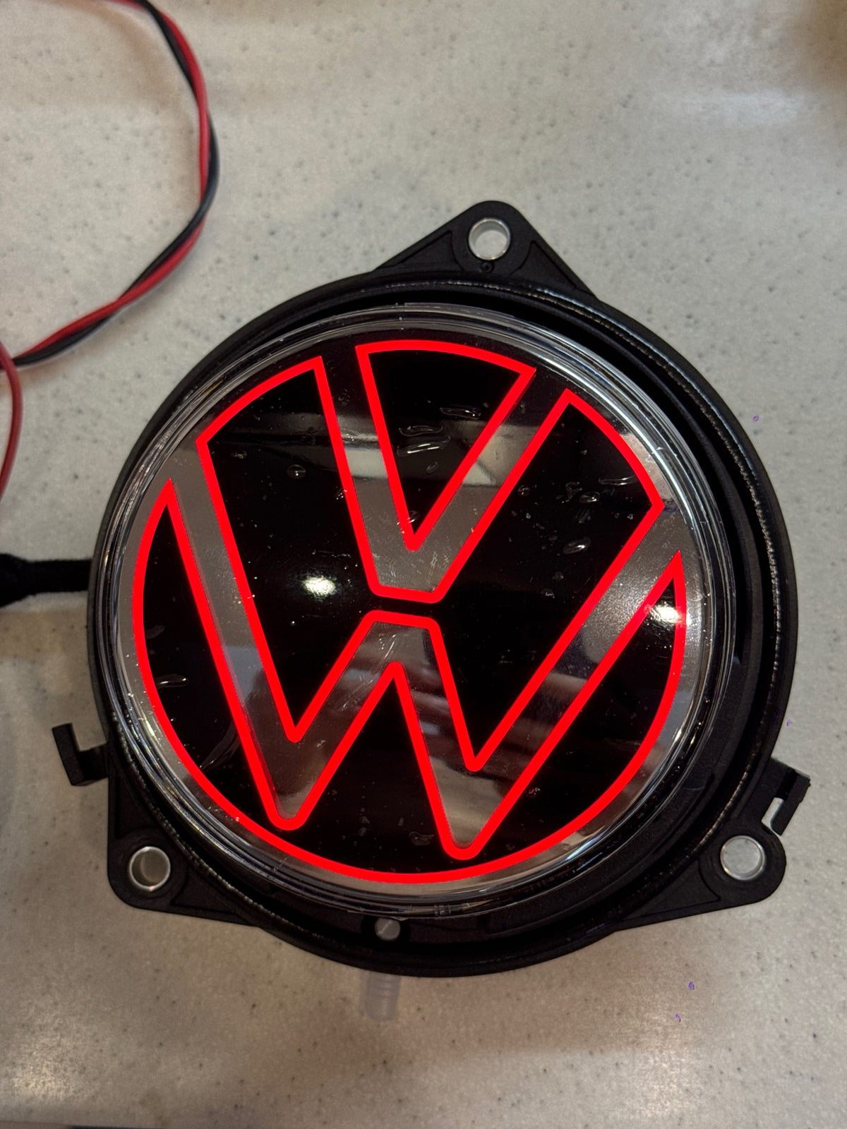 VW VOLKSWAGEN Does not affect the camera light up rear emblem For Volkswagen Golf 6/Golf 7/ Golf 7.5