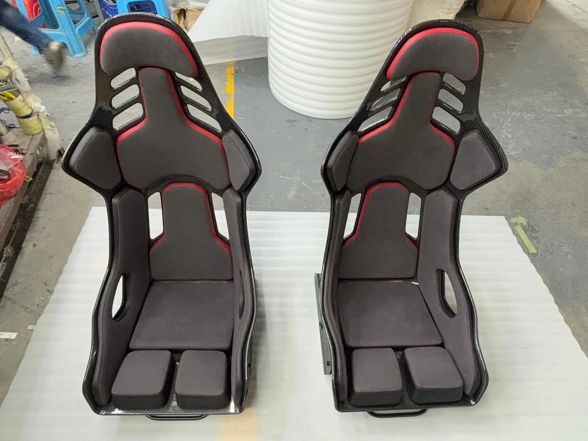Carbon fiber racing seats In stock with Supplier 120 days delay