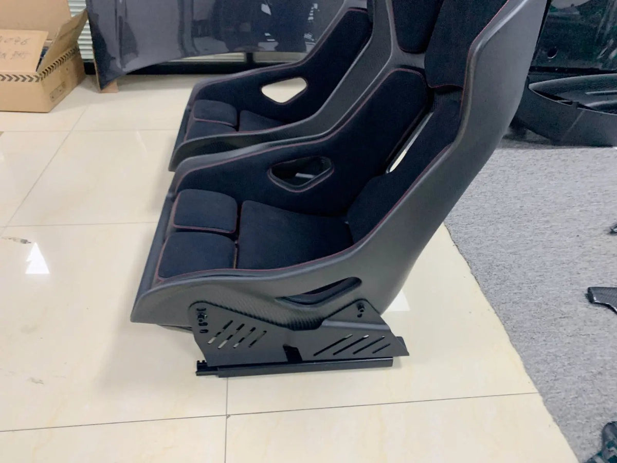 Carbon fiber racing seats In stock with Supplier 120 days delay