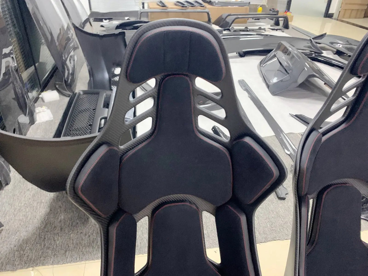 Carbon fiber racing seats In stock with Supplier 120 days delay