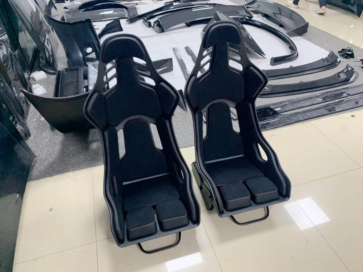 Carbon fiber racing seats In stock with Supplier 120 days delay