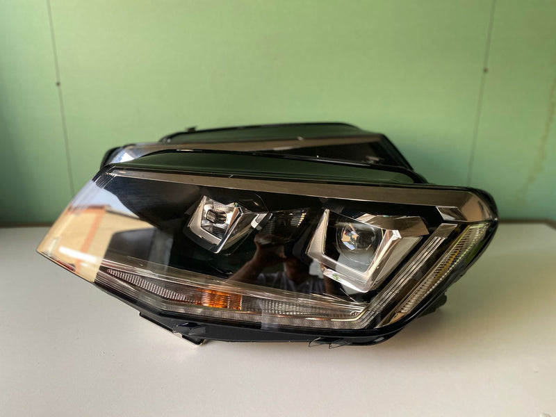 Volkwagen Caddy 2k Xenon headlights (Used)