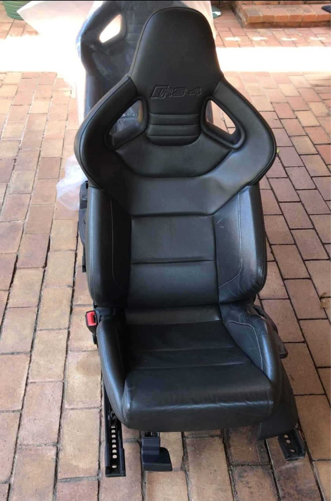 Recaro Oem Seats wingback (Sold as a Pair of two front seats)